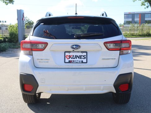 Used 2022 Subaru Crosstrek 2.0i image 8