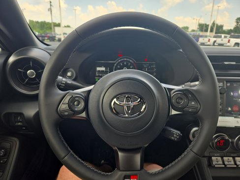 New 2025 Toyota GR86 image 16