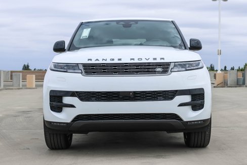 New 2025 Land Rover Range Rover Sport image 2