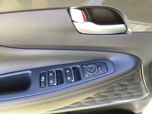 Used 2023 Hyundai Santa Fe SEL Premium image 25