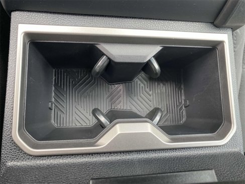 Used 2025 Toyota Tacoma SR5 image 23