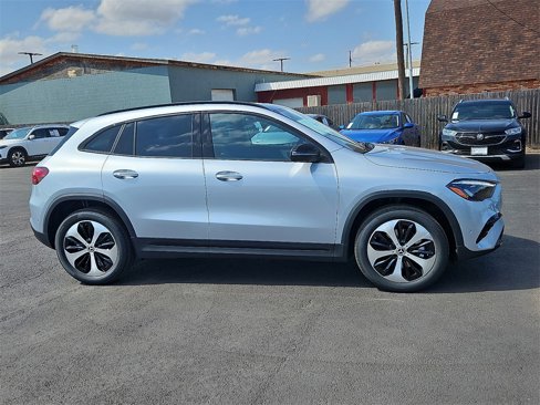 New 2026 Mercedes-Benz GLA 250 image 9