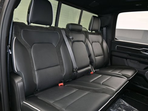 Used 2025 RAM 1500 Laramie w/ Night Edition image 38