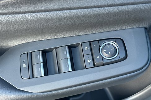 New 2026 Toyota Prius Plug-In Hybrid image 19
