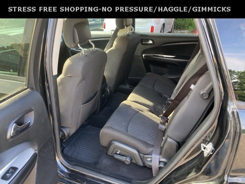 Used 2017 Dodge Journey SE w/ Flexible Seating Group image 25
