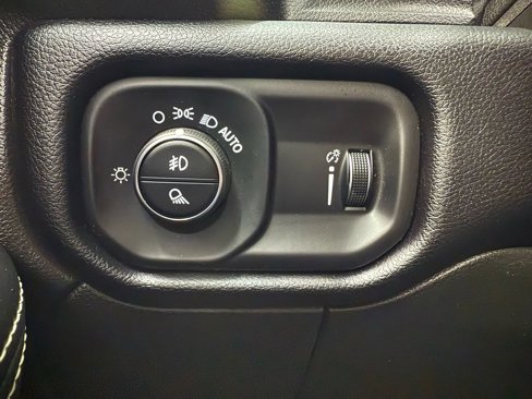 Used 2024 RAM 3500 Big Horn image 27