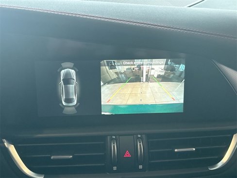 New 2025 Alfa Romeo Giulia AWD w/ Driving Assist Package image 21