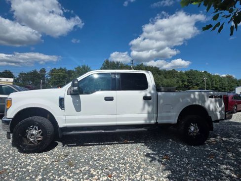 Used 2017 Ford F250 XLT image 8
