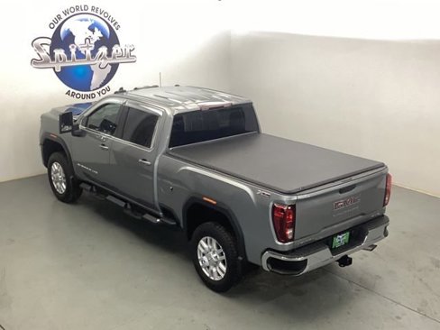 Used 2024 GMC Sierra 3500 SLE w/ SLE Convenience Package image 13