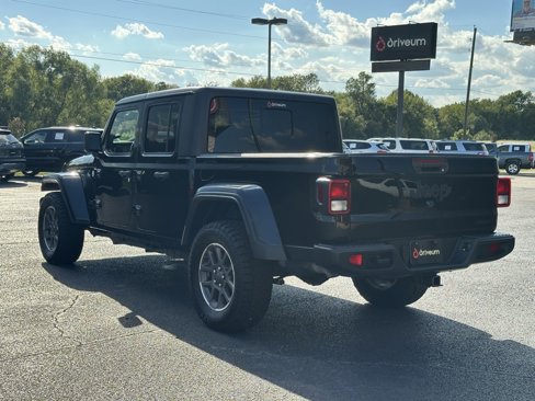 Used 2021 Jeep Gladiator Sport image 8