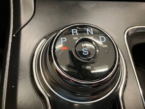 Used 2019 Ford Fusion Titanium image 33