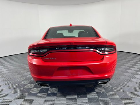 Used 2023 Dodge Charger SXT image 4