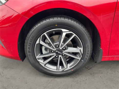 Used 2022 Kia Forte LXS image 14