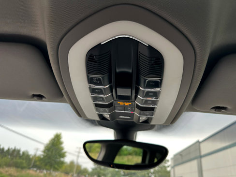 Used 2013 Porsche Cayenne image 27