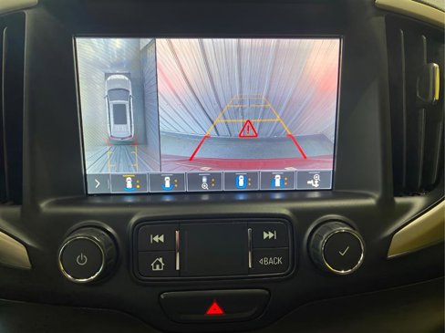 Used 2019 GMC Terrain Denali w/ Advanced Safety Package image 17