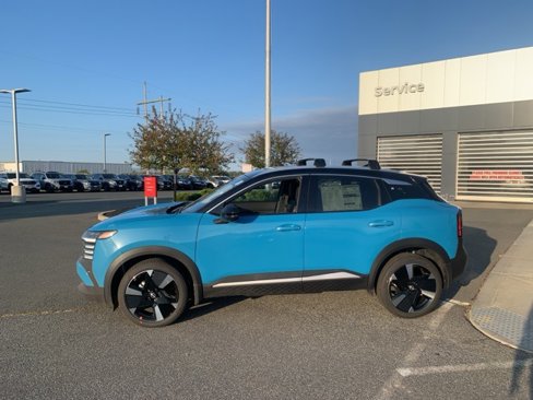 New 2026 Nissan Kicks SR w/ SR Premium Package image 4
