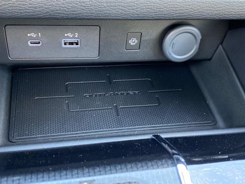 New 2025 Mitsubishi Outlander 4WD Plug-In Hybrid image 13