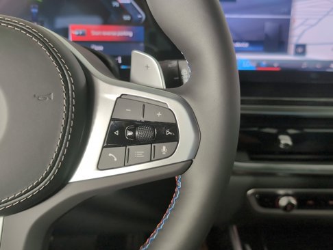 New 2026 BMW X7 M60i image 27