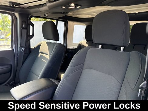 Used 2021 Jeep Wrangler Unlimited Sport image 19