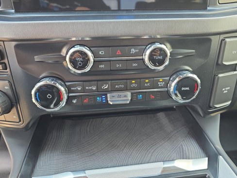New 2025 Ford F350 Platinum w/ FX4 Off-Road Package image 14