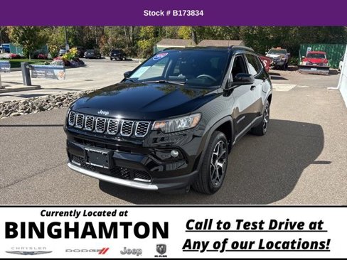 Used 2024 Jeep Compass Limited image 4