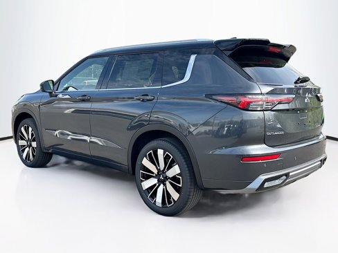 New 2025 Mitsubishi Outlander SEL image 5