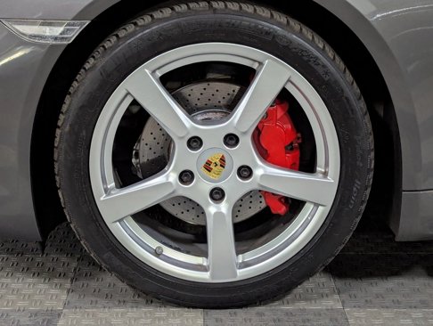 Used 2018 Porsche 718 Cayman S w/ Sport Chrono Package image 17
