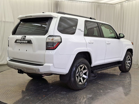 Certified 2024 Toyota 4Runner TRD Off-Road Premium image 25