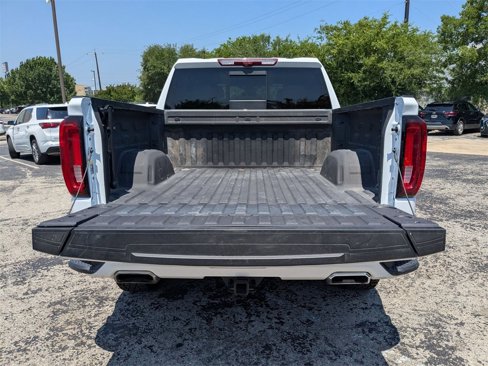 Used 2025 GMC Sierra 1500 AT4 w/ AT4 Premium Package image 25
