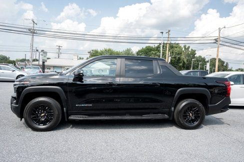 Used 2024 Chevrolet Silverado EV W/T image 9