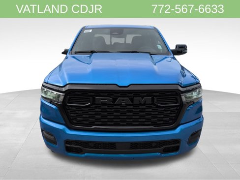 New 2026 RAM 1500 4x4 Crew Cab image 2