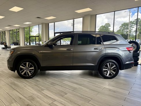 Used 2021 Volkswagen Atlas SE image 4