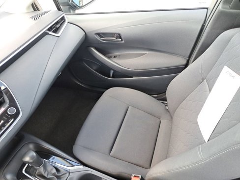 Used 2024 Toyota Corolla LE image 12