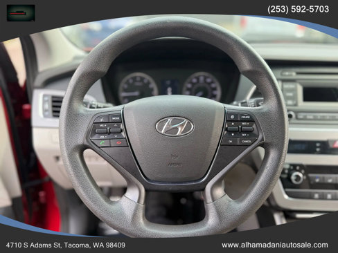 Used 2015 Hyundai Sonata SE image 14