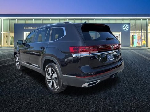 Certified 2025 Volkswagen Atlas SEL image 6