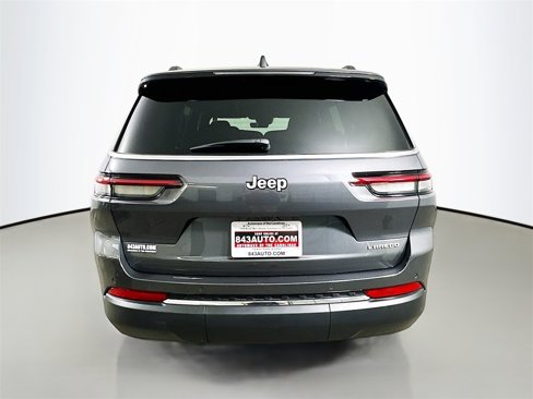Used 2025 Jeep Grand Cherokee L Laredo image 6