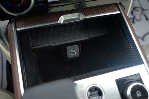 Used 2023 Land Rover Range Rover SE image 30