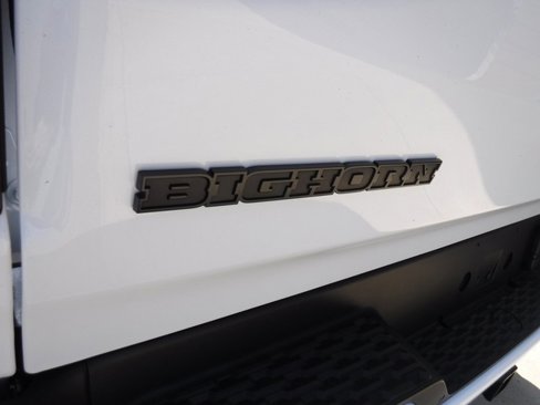 New 2026 RAM 1500 4x4 Crew Cab image 12