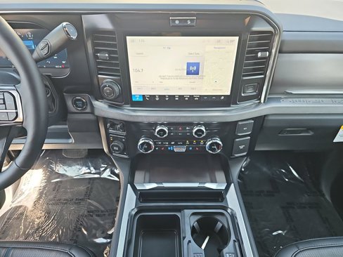 New 2026 Ford F350 4x4 Crew Cab Super Duty image 19