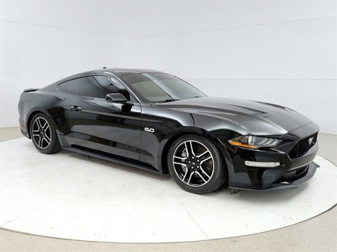 Used 2022 Ford Mustang GT image 1