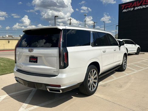 Used 2021 Cadillac Escalade ESV Premium Luxury Platinum image 8