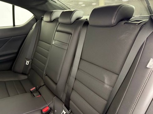 Used 2025 Lexus IS 500 image 30