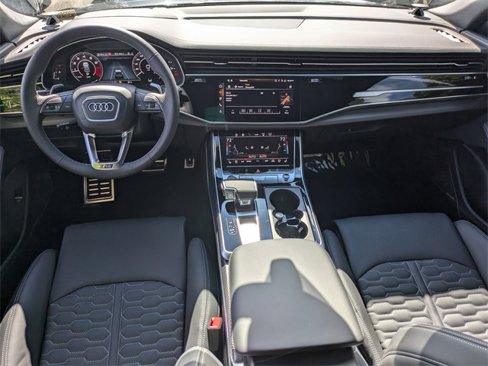 New 2025 Audi RS Q8 performance image 4