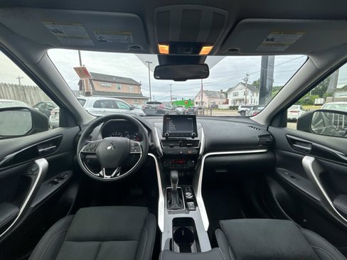 New 2025 Mitsubishi Eclipse Cross SE image 8