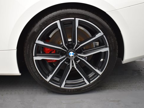 Used 2024 BMW M440i Convertible w/ Premium Package image 20