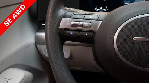 Used 2024 Hyundai Kona SE image 23