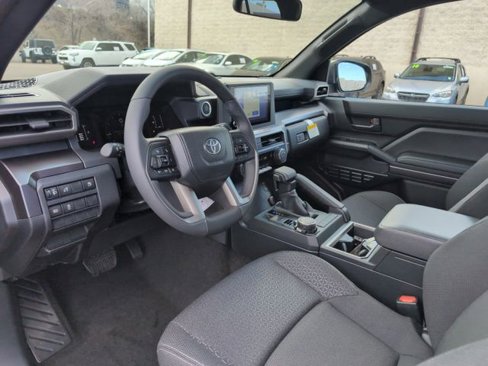 New 2025 Toyota 4Runner SR5 image 19