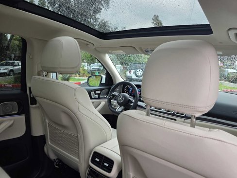 New 2026 Mercedes-Benz GLS 450 4MATIC image 14