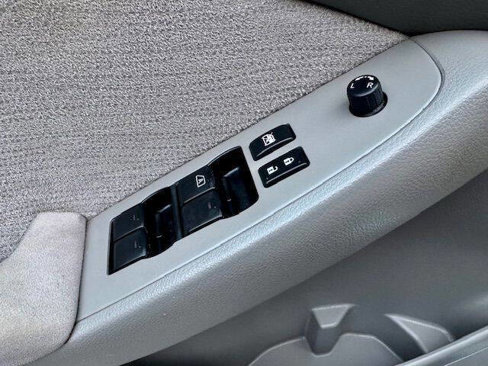 Used 2010 Nissan Altima 2.5 image 19