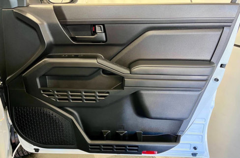 Used 2024 Toyota Tacoma SR image 19